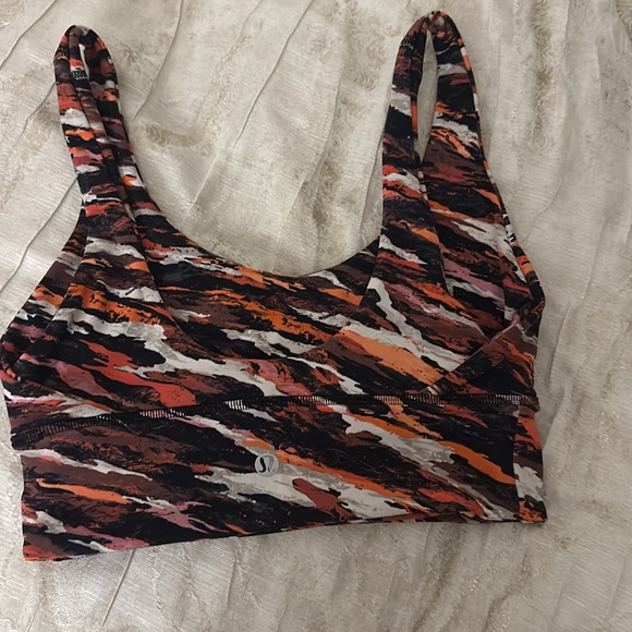 Gently worn, colorful, Lululemon sports bra size 4 - Picture 2 of 4